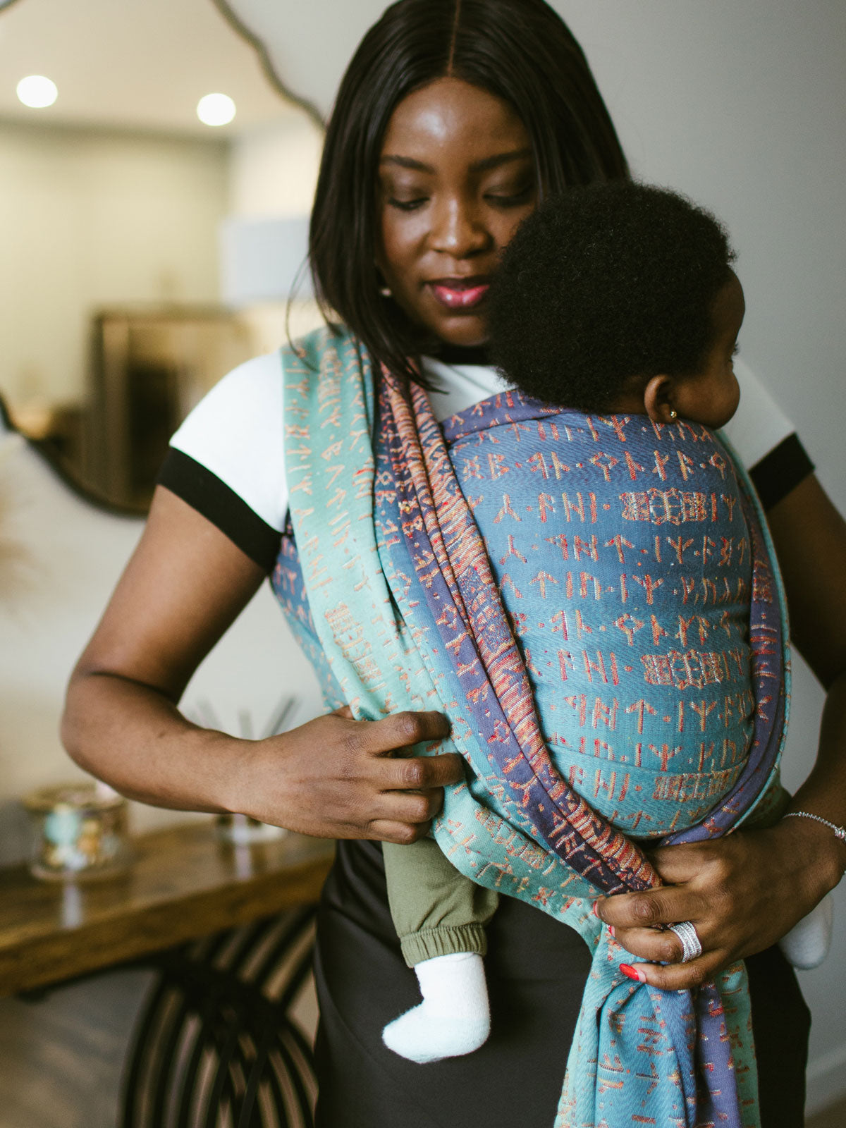 Oscha Luxe collection Moria baby wrap carrier