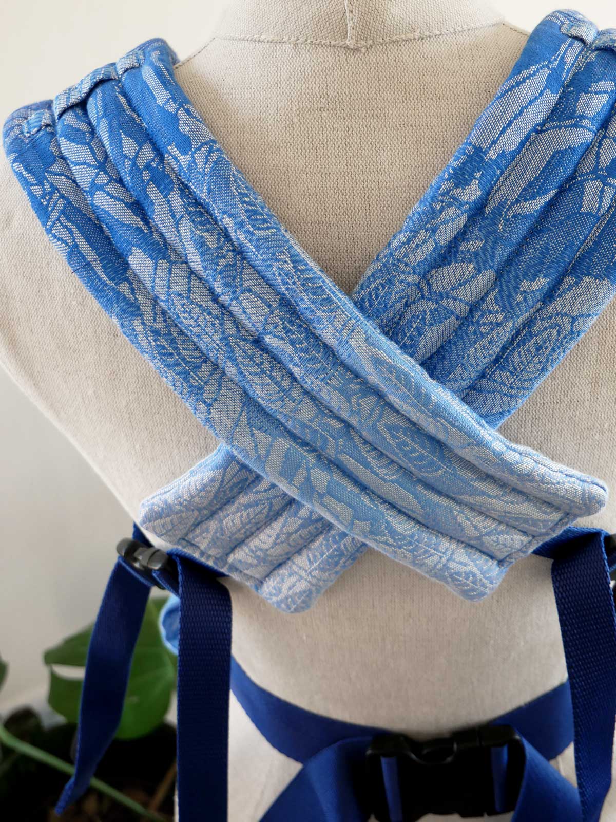 <img src="image.png" alt="">