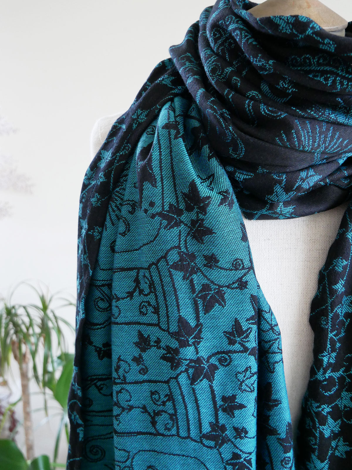 <img src="image.png" alt="">