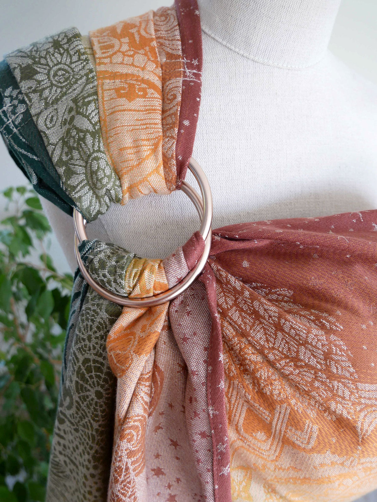 Hobbiton 111th Birthday Ring Sling