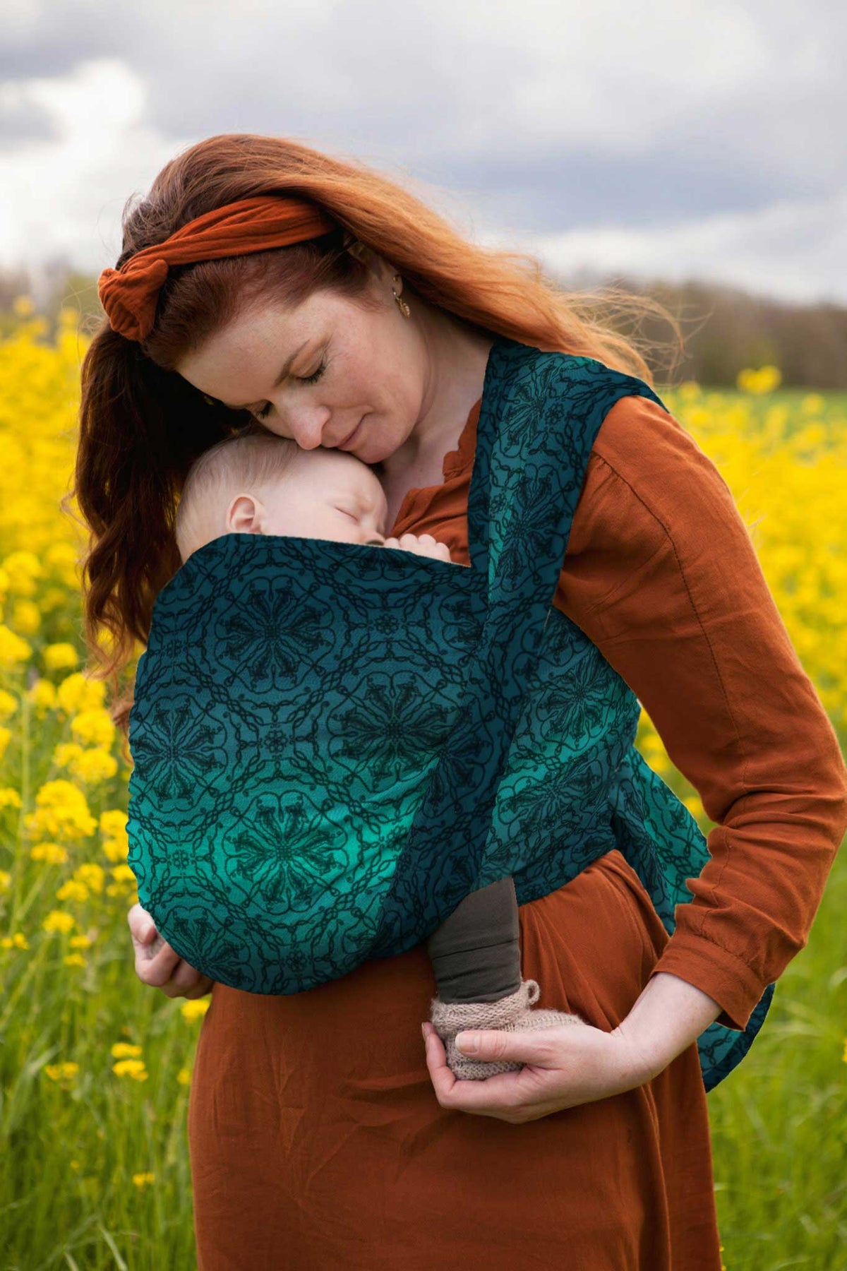 Lothlórien Glimmering in the Dark