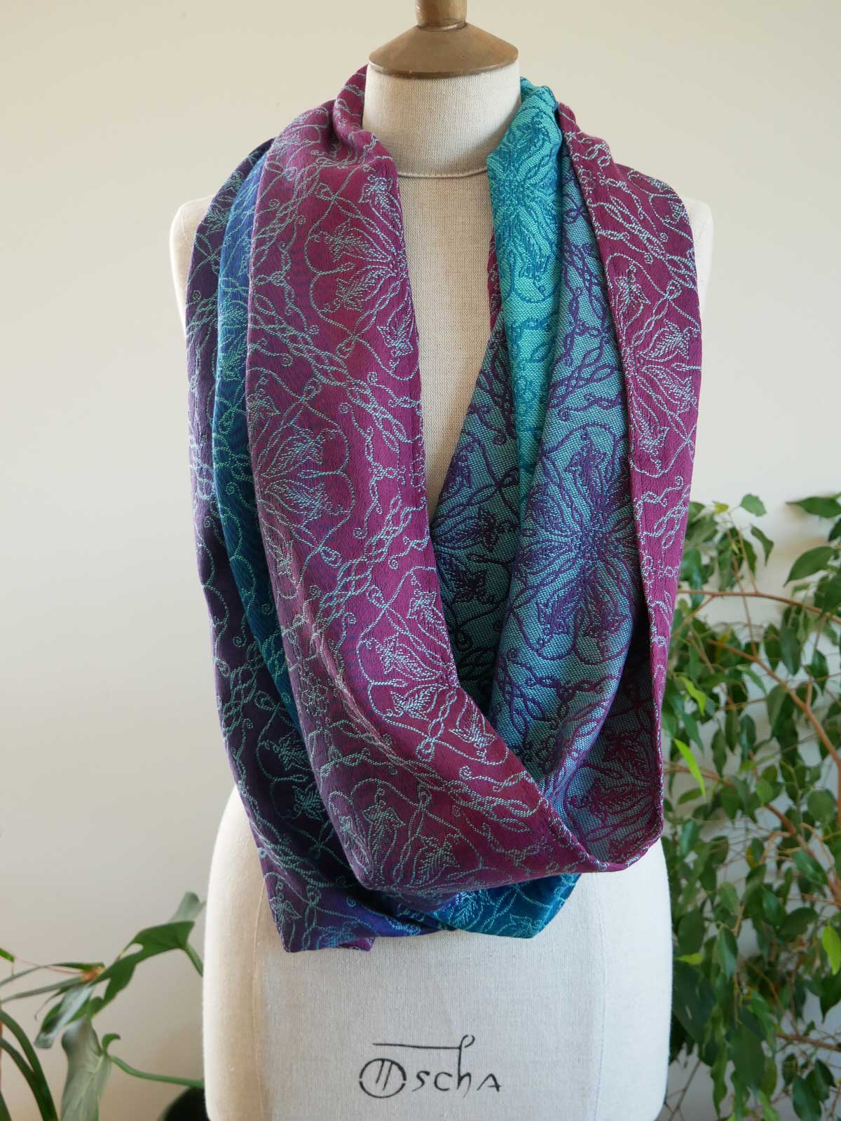 Lothlórien Silvan Song Infinity Loop