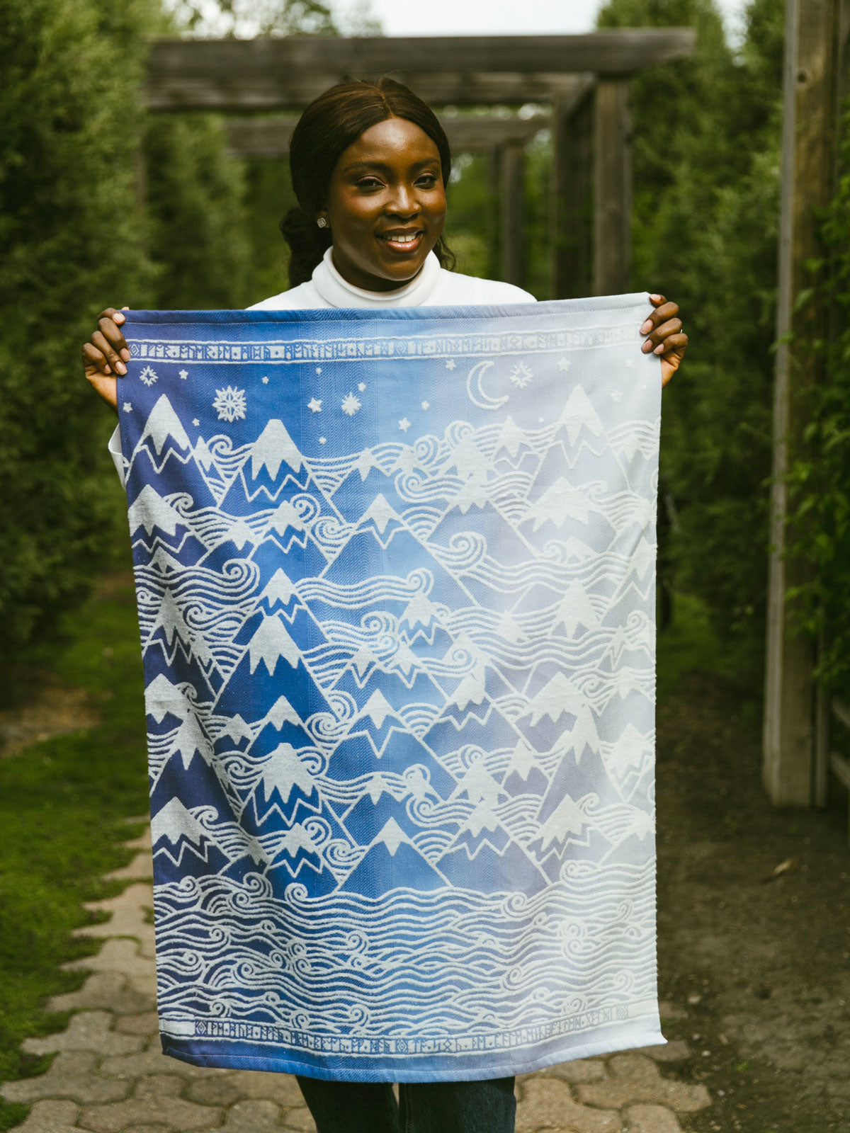 Misty Mountains Aduial Lightweight Baby Blanket