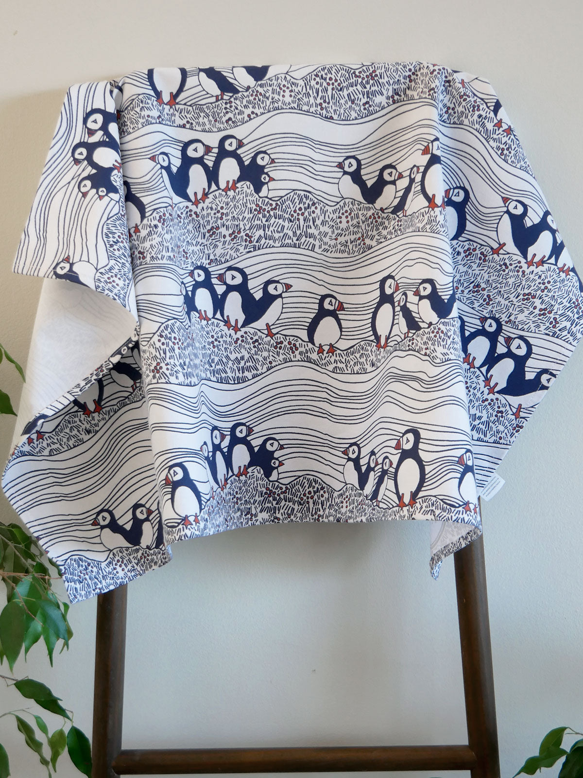 <img src="image.png" alt="">