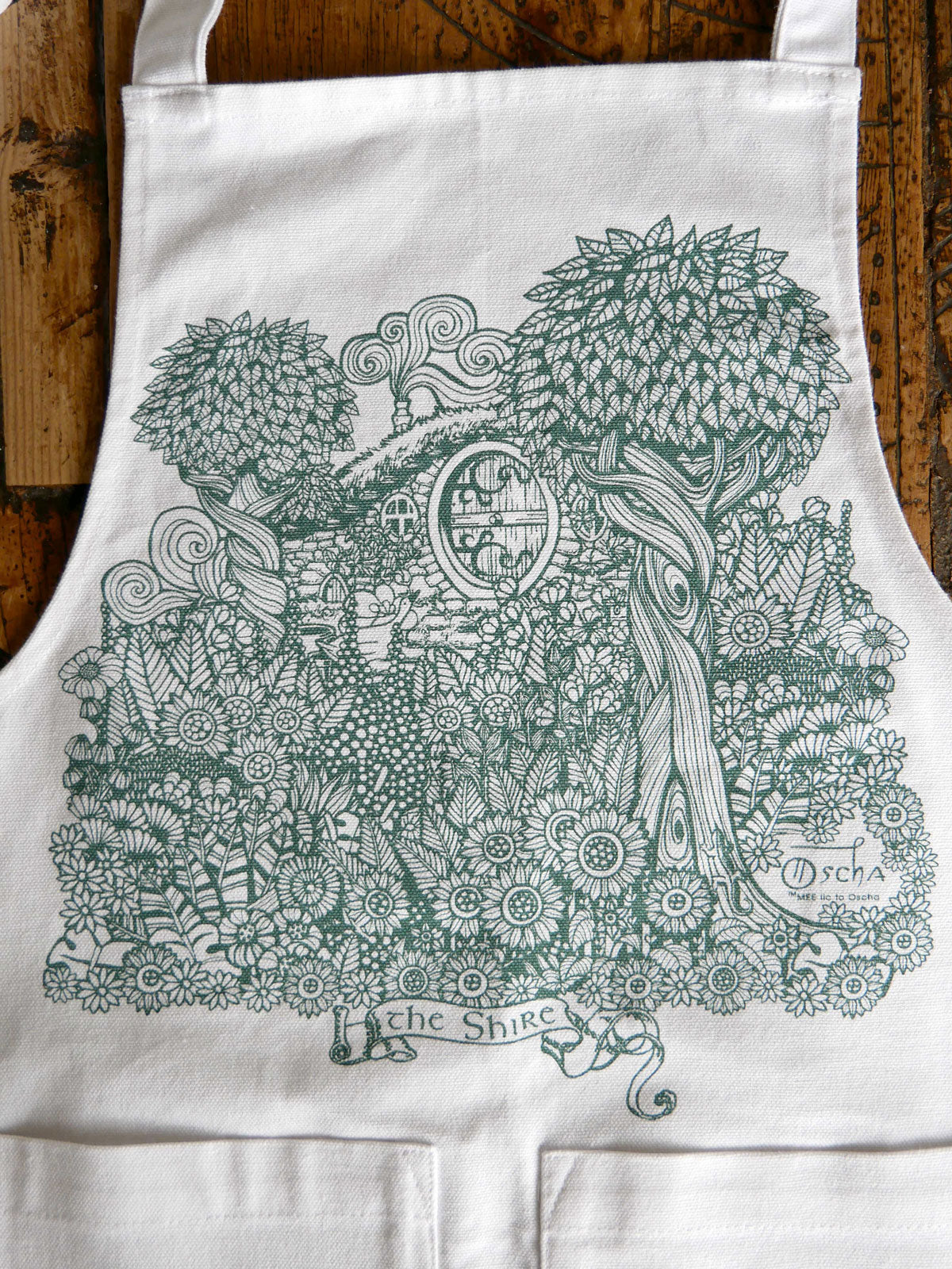 Shire Child's Apron