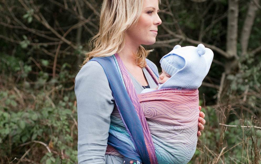 Review: Rei Reflected by Five Cubs and Us - Oscha Slings