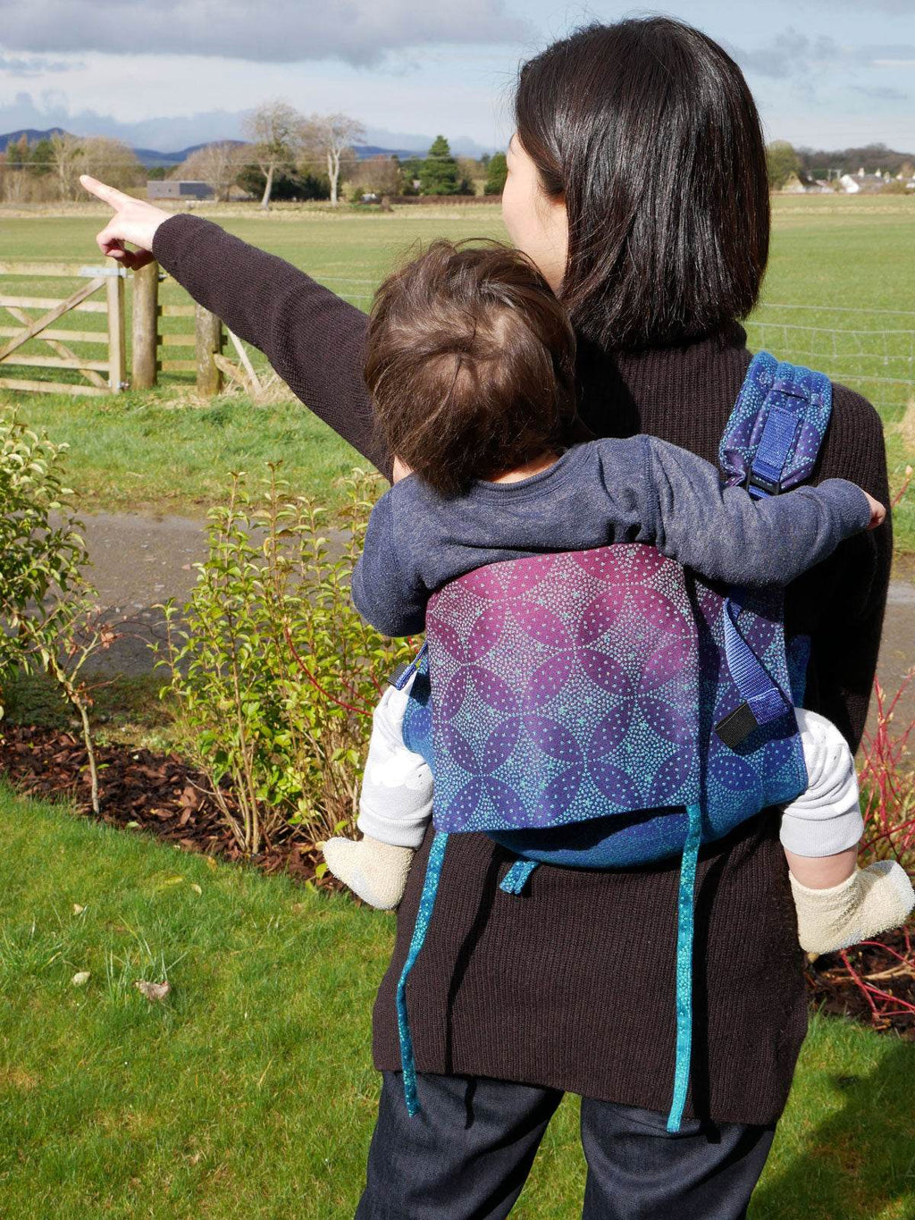 Onbuhimo Carrier - Learn Everything you need to know! - Oscha Slings