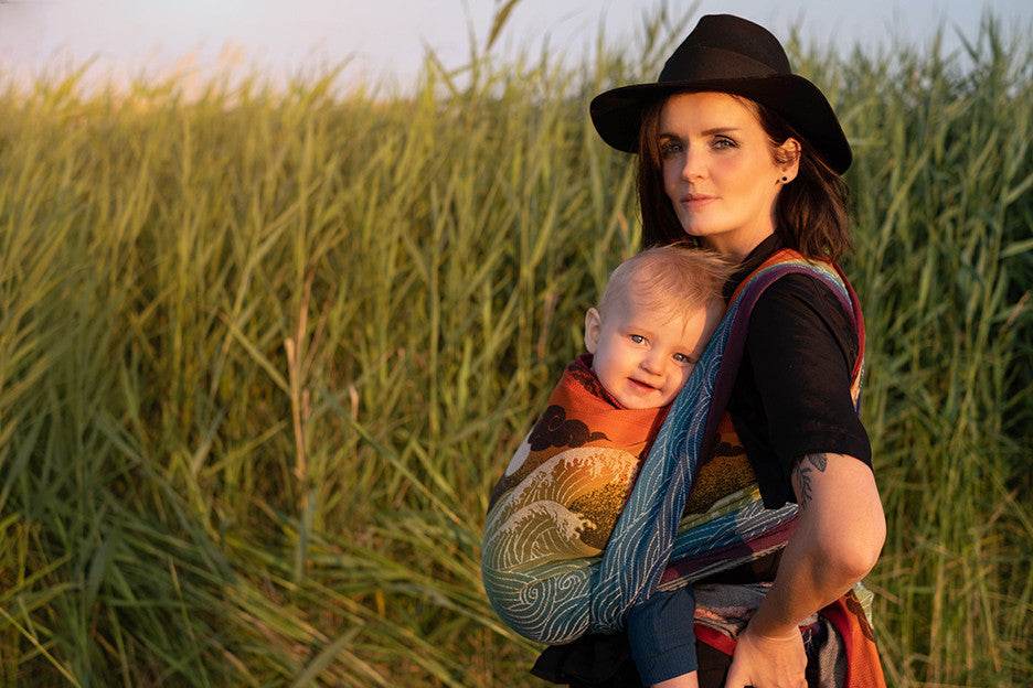 Do Babies' Legs Get Sore In The Baby Carrier? - Oscha Slings