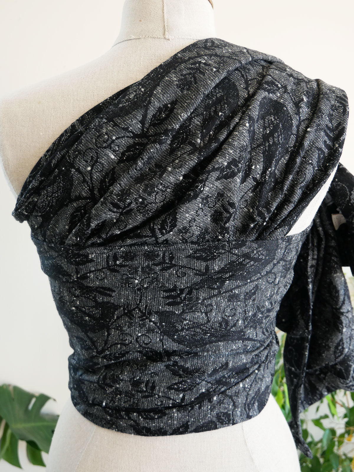 Oscha　ベビーラップ Briarwood Hatchling Baby Wrap