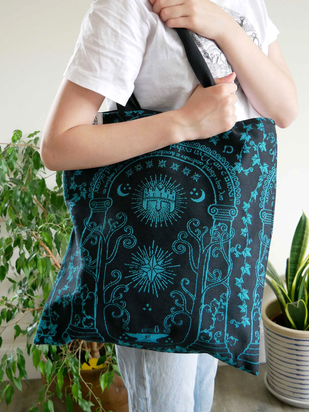 Doors of Durin Mellon Jacquard Tote Bag | Oscha Slings