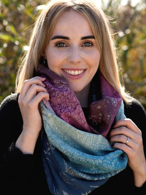 Hobbiton Early Autumn Blooms Cowl