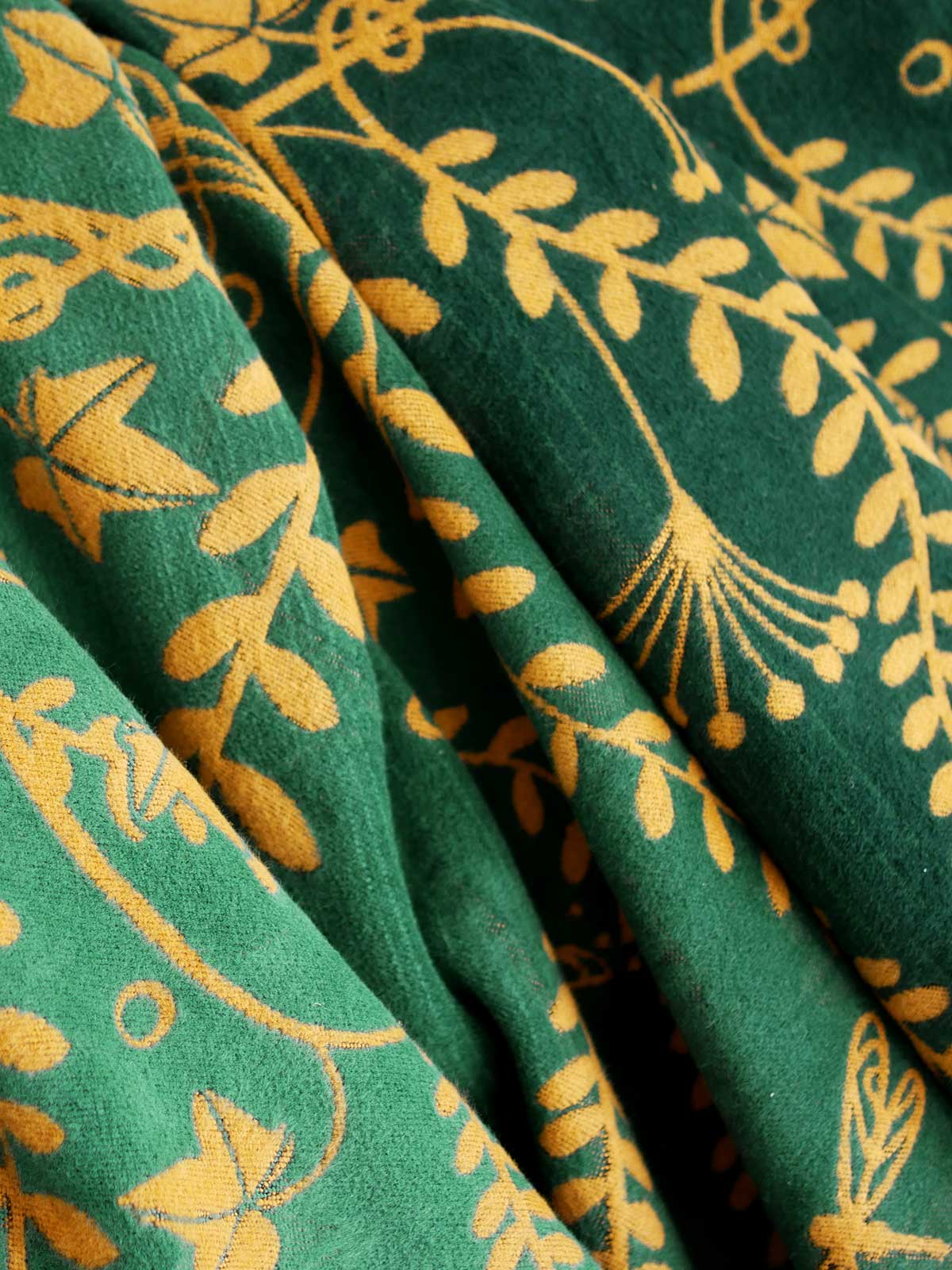 Ivy Solstice Throw (Woven Second) [Grade 2]