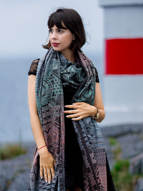 Khazad-dûm Into the Cavern Shawl