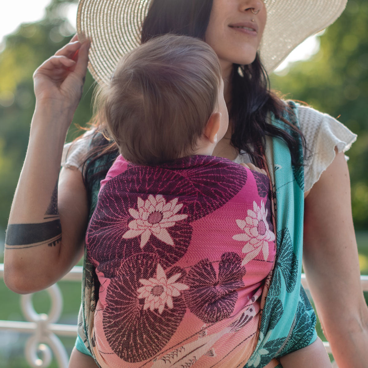 Koi-Macaron-Oscha-Baby-Wrap-