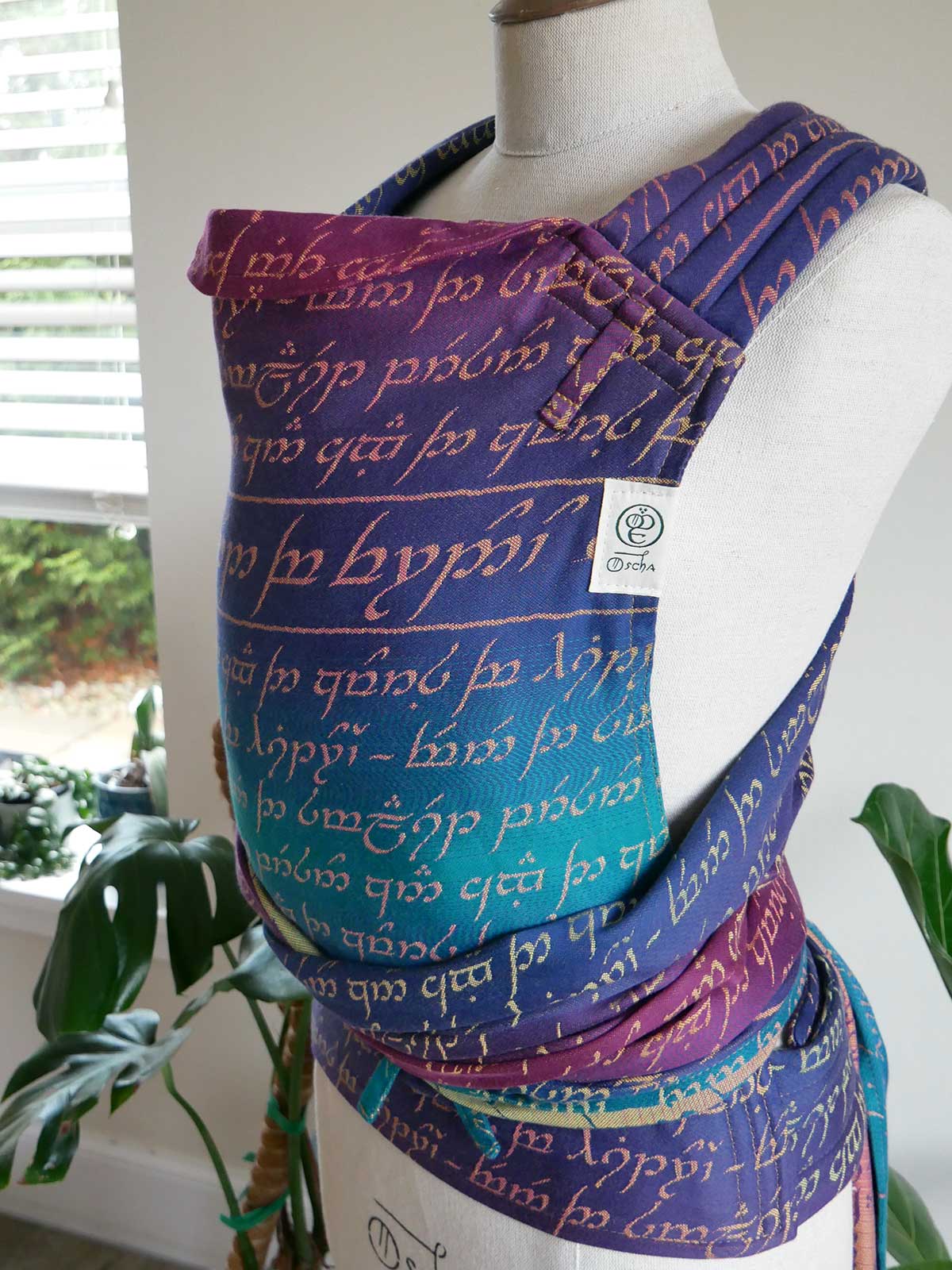 Legend of Frodo Dreme Cairis Baby Carrier