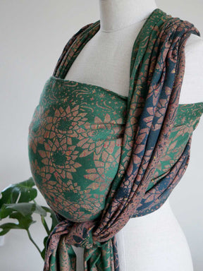 Lilies Audrey Baby Wrap