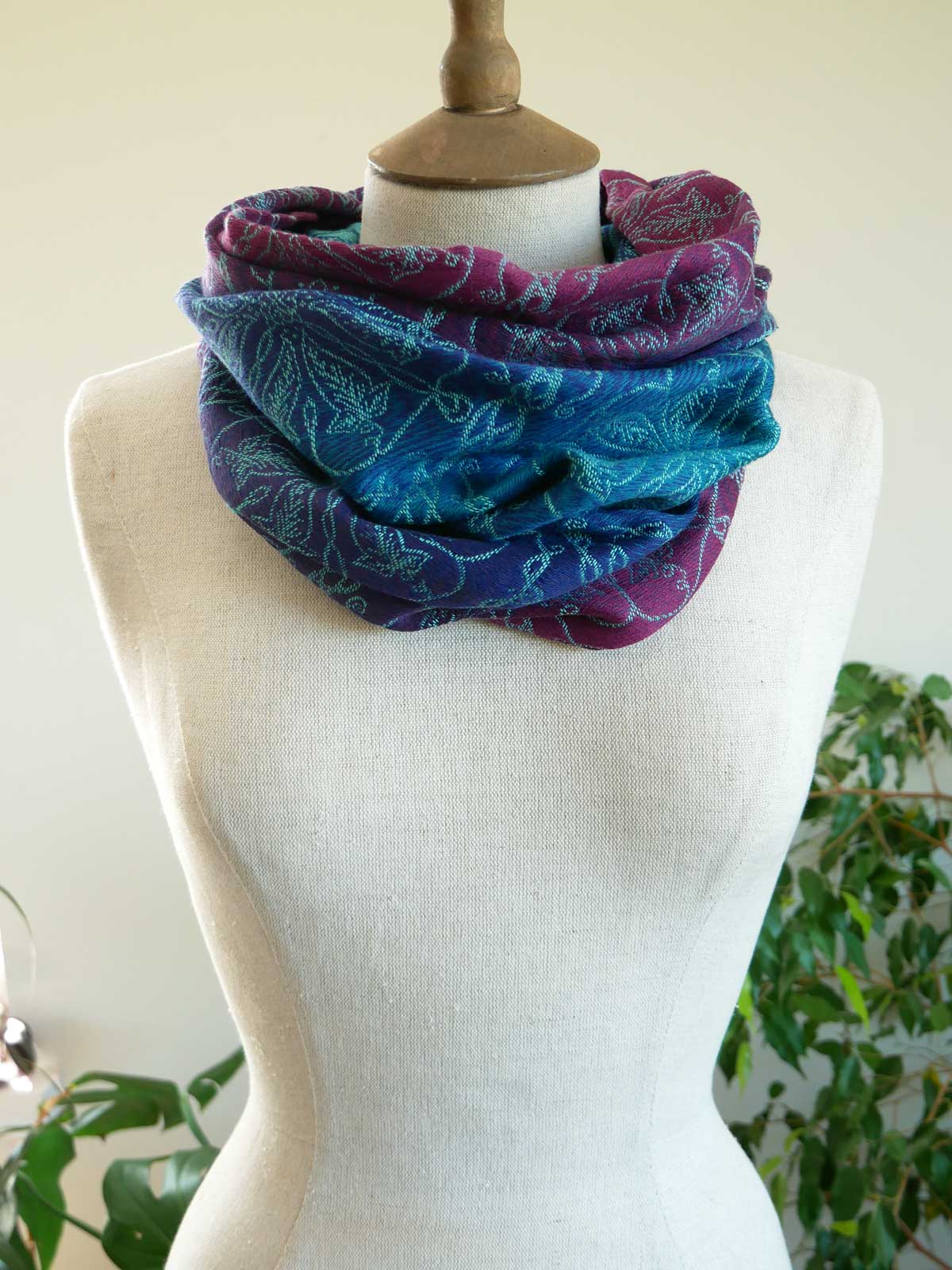Lothlórien Silvan Song Cowl