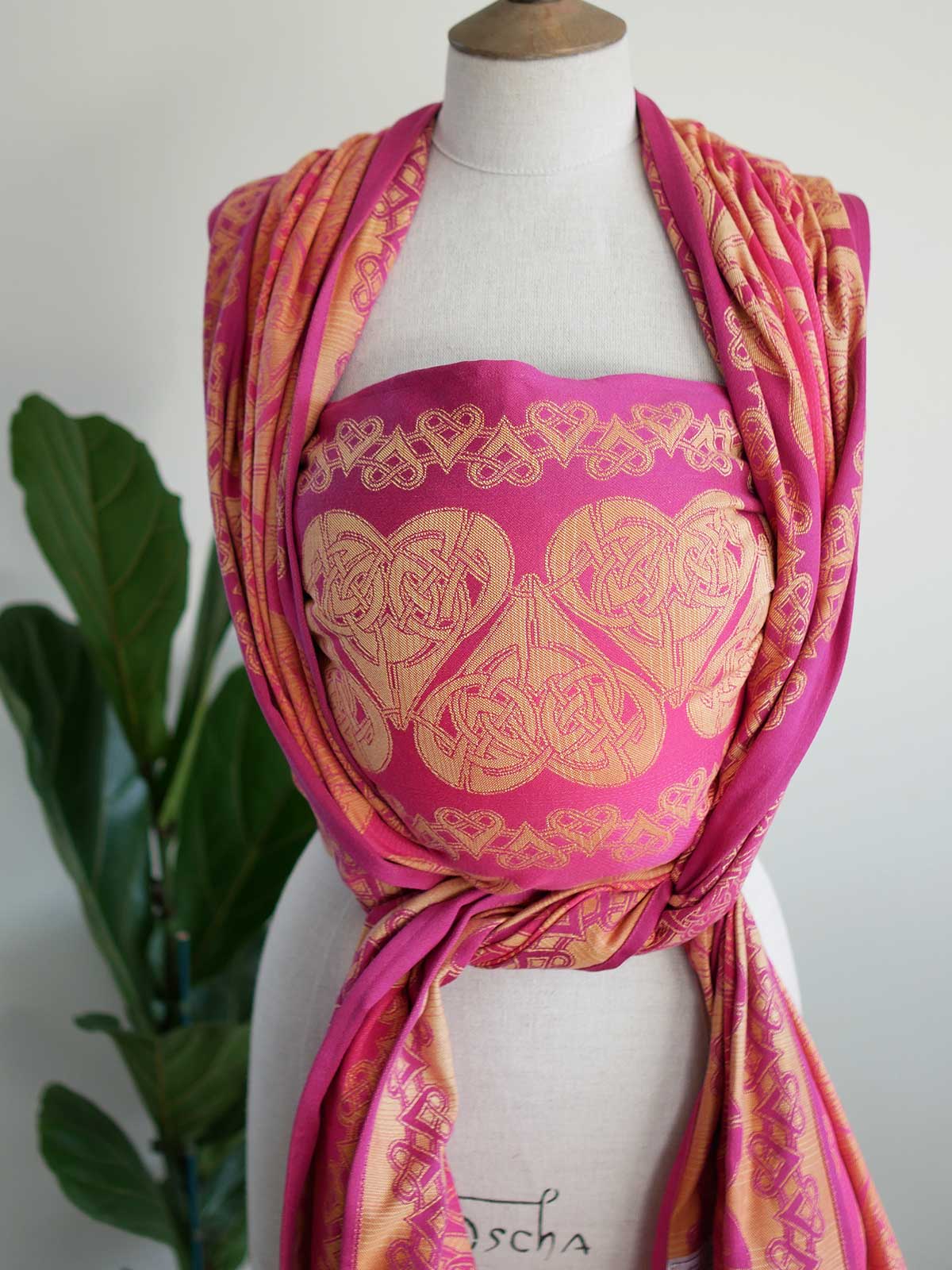 Loveknot Dragon Heart