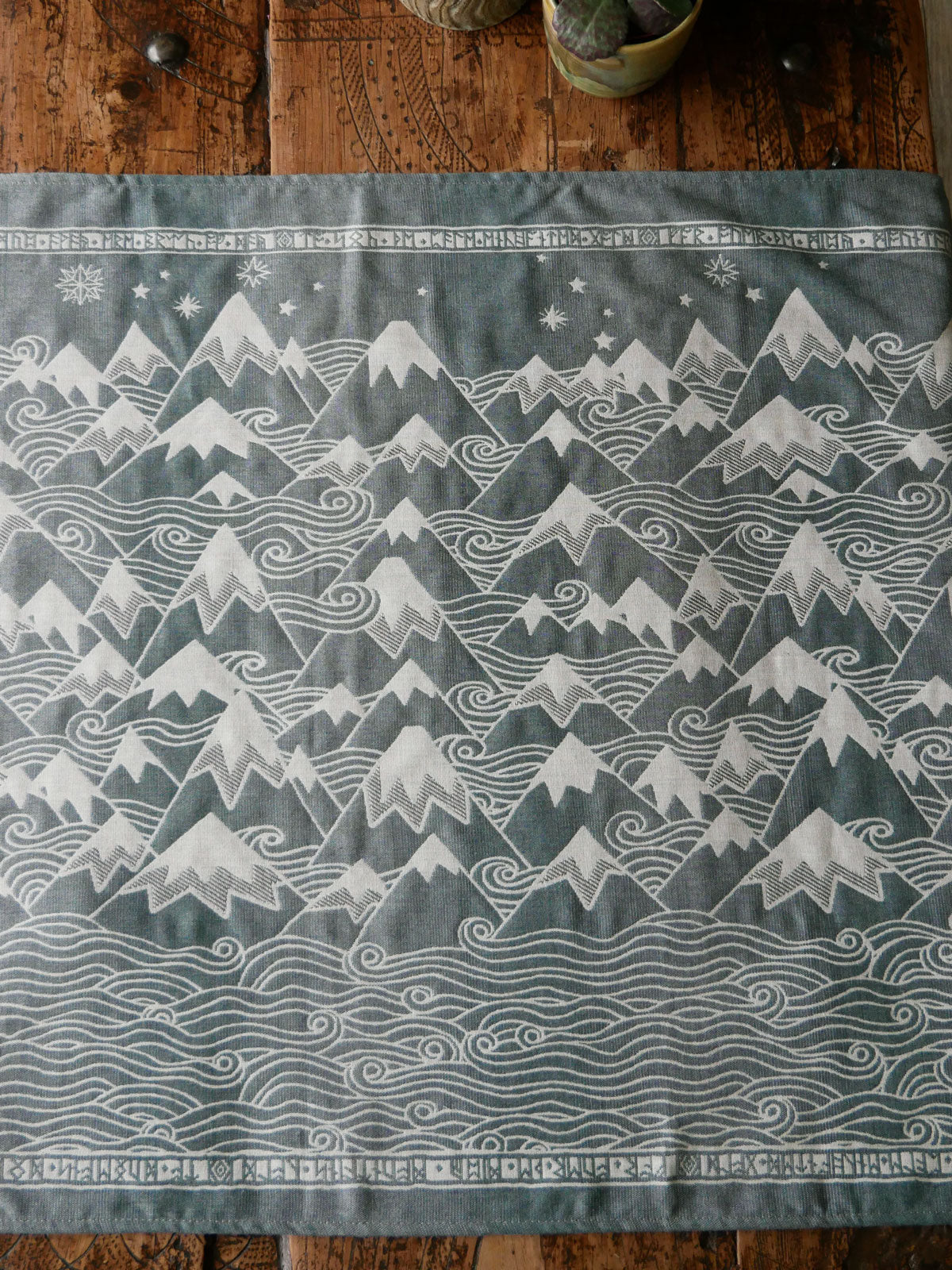 Misty Mountains Genesis Made to Order