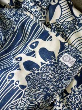 Puffins Ink Lightweight Blanket