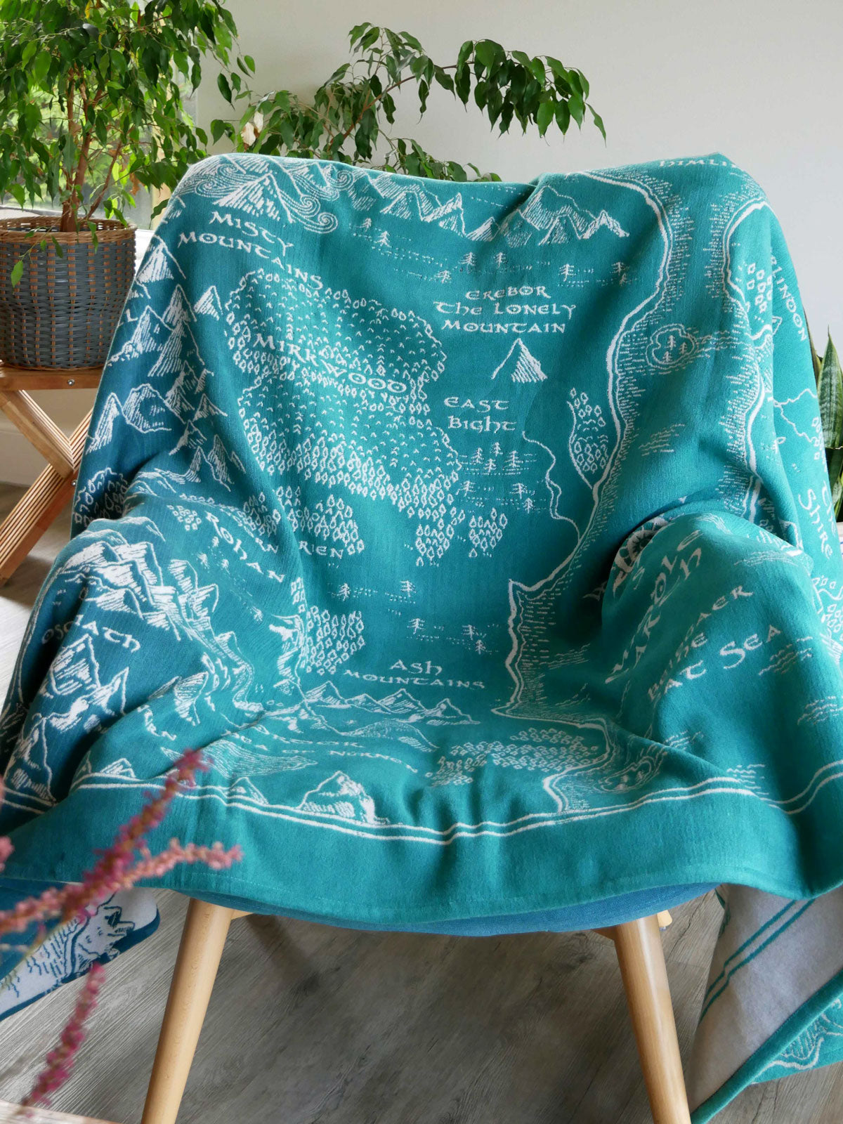 Realm of Middle-earth Moonlit Brushed Cotton Throw