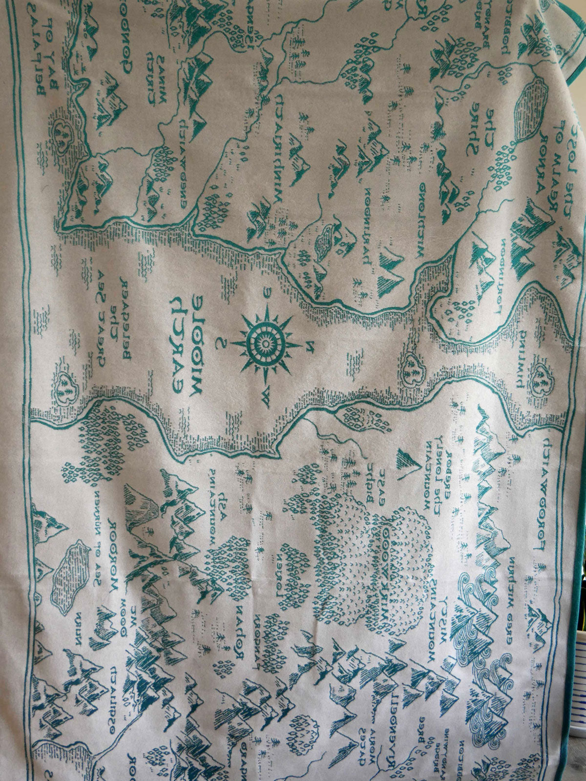 Realm of Middle-earth Moonlit Throw [Grade 2]