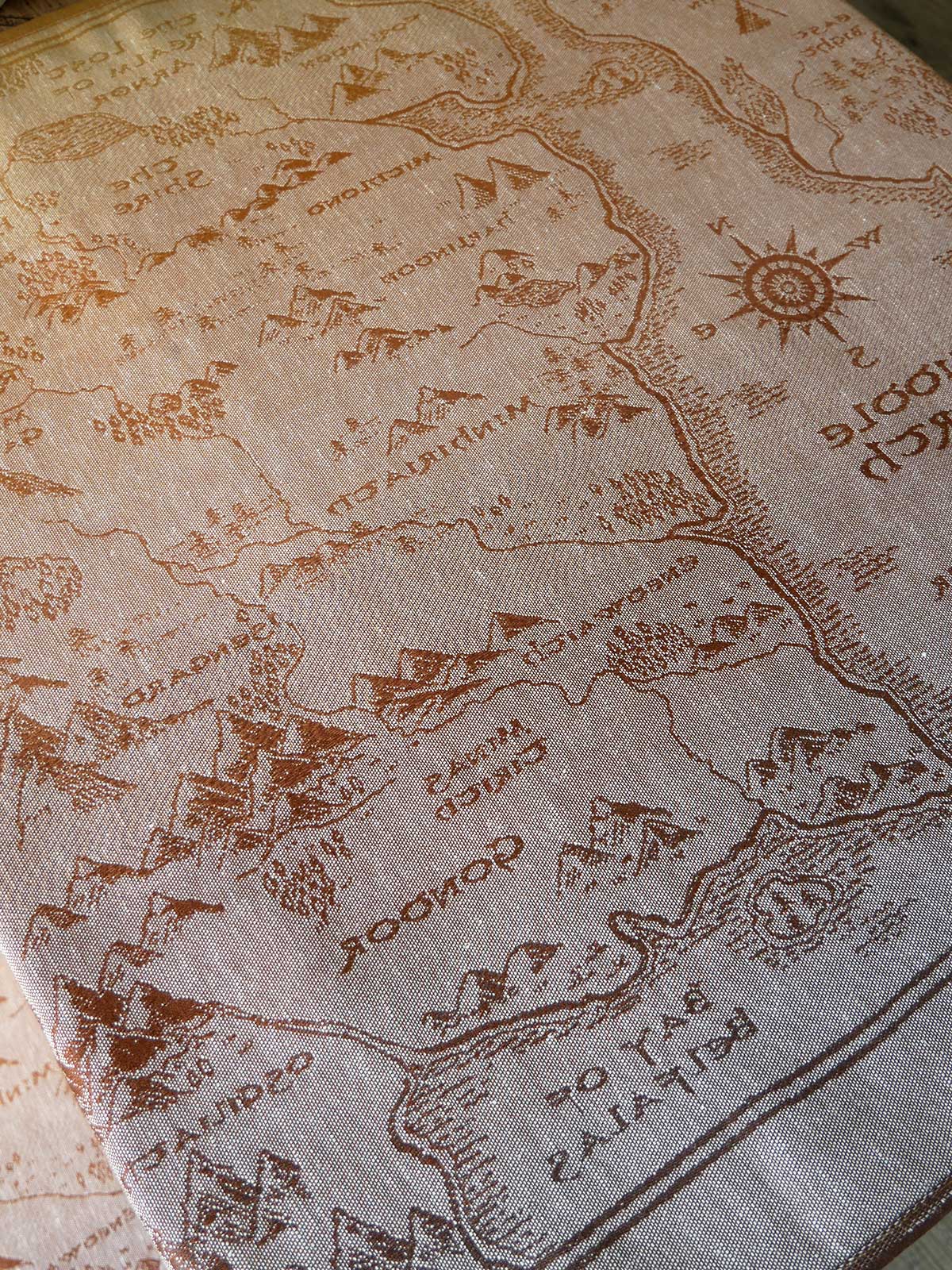 Realm of Middle-earth Guiding Light Shawl