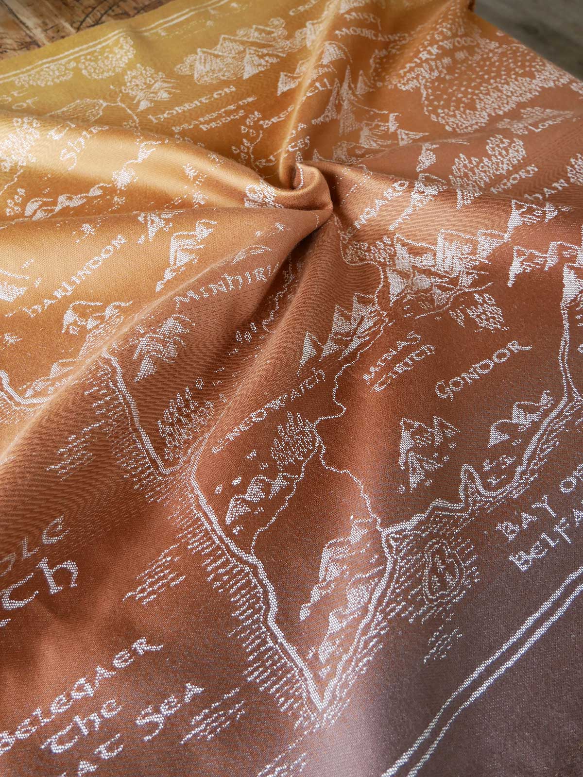 Realm of Middle-earth Guiding Light Fabric Pieces