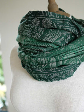 Infinity Loop version of the Treebeard scarf in green. 