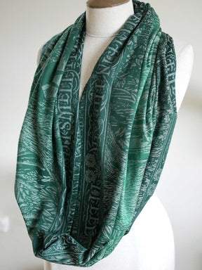 Infinity Loop draped on the mannequin. 