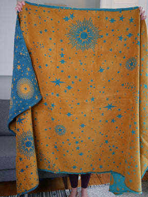 Constellation Perigee Large Throw