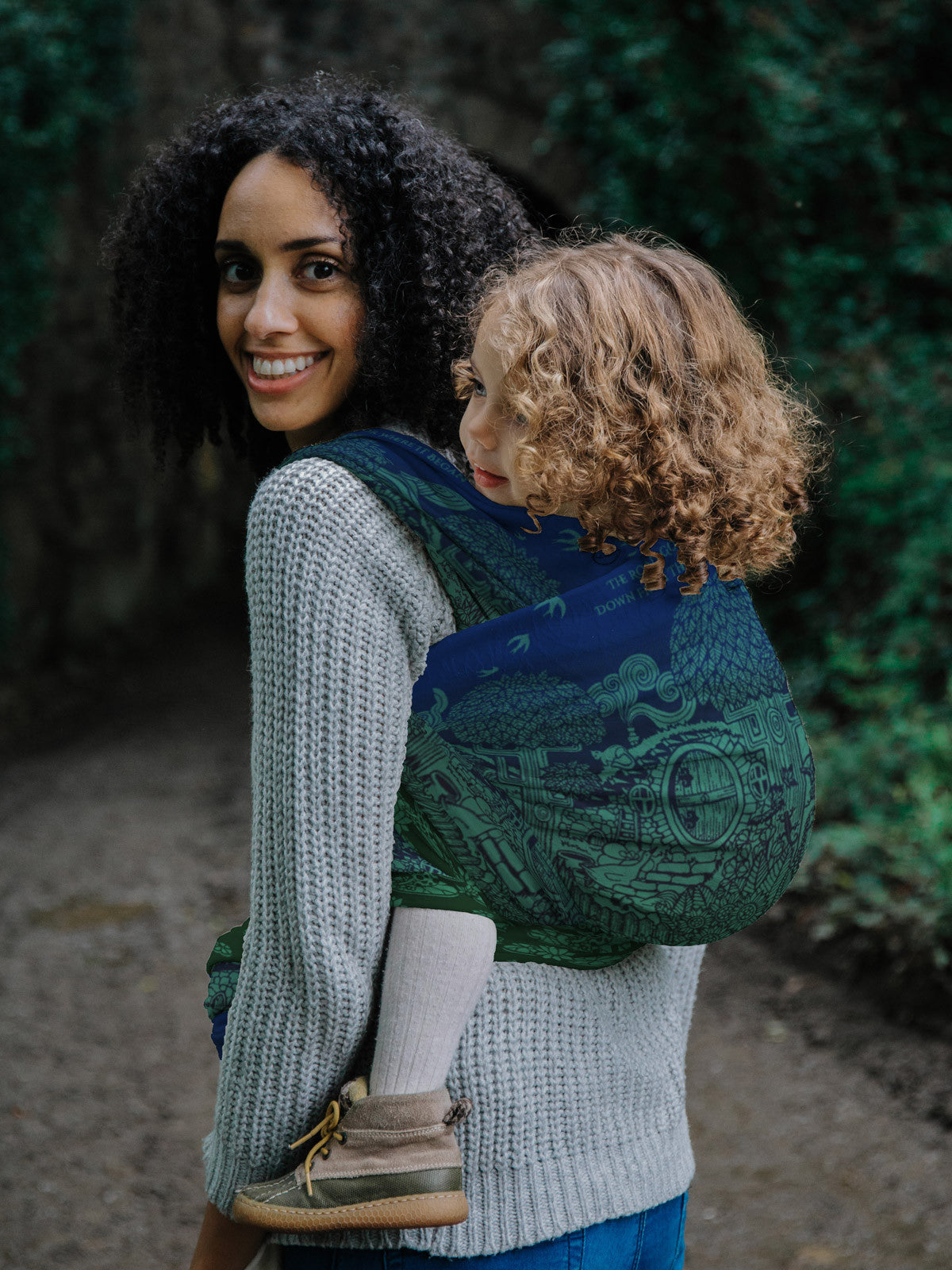 Hobbiton Party Tree Baby Wrap [Grade 2]