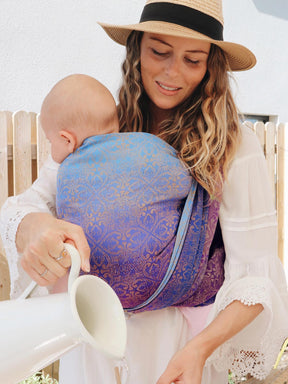 Victoriana Oro Baby Wrap